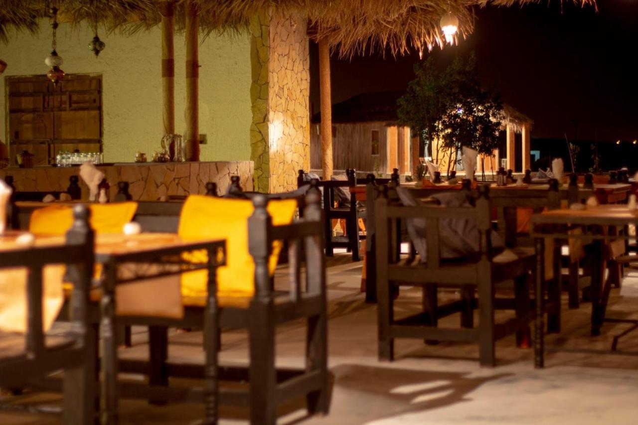 Sama Ras Al Jinz Resort Sur Exterior foto