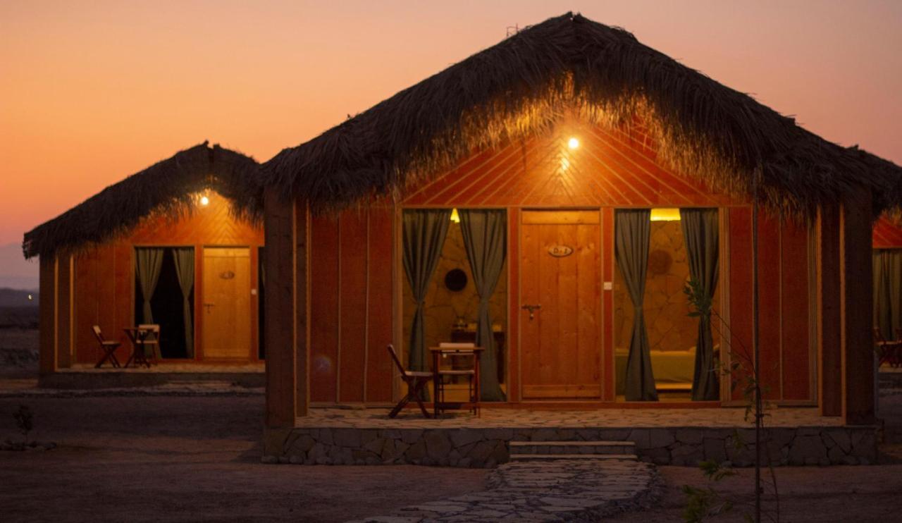 Sama Ras Al Jinz Resort Sur Exterior foto