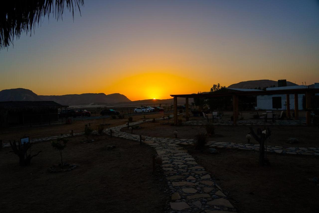 Sama Ras Al Jinz Resort Sur Exterior foto